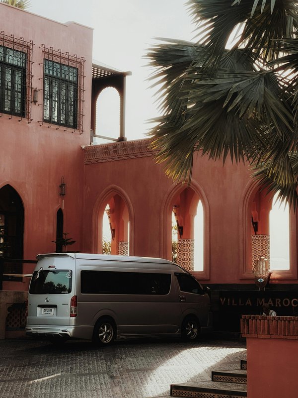 Location voiture 7 places : le choix parfait pour vos voyages